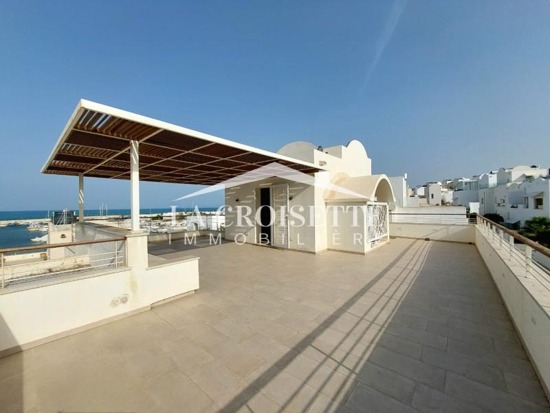 Villa S+3 vue sur mer à Gammarth